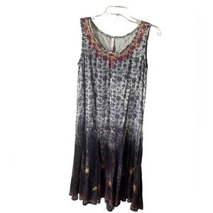 Raga SAMPLE‎ Navy Floral Embroidered Dress Size small NWT